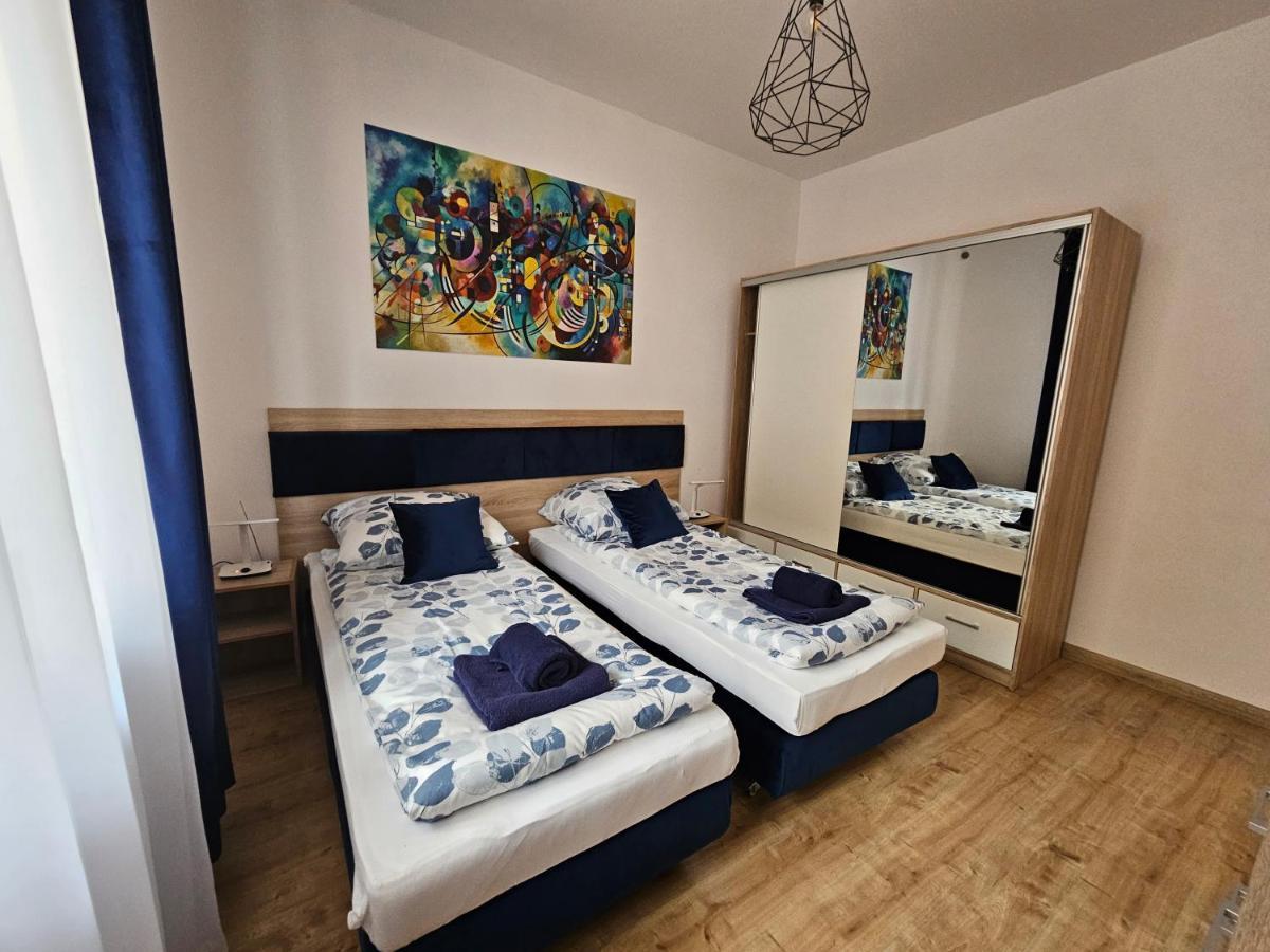 Apartamenty Koktajlove Кельце Экстерьер фото