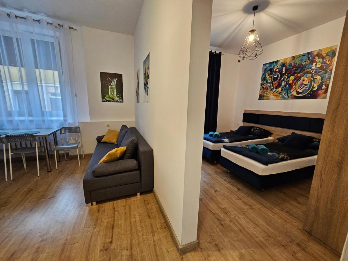 Apartamenty Koktajlove Кельце Экстерьер фото